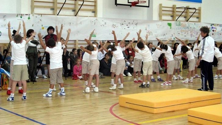 4-ore-de-sport-pe-saptamana-in-scoli