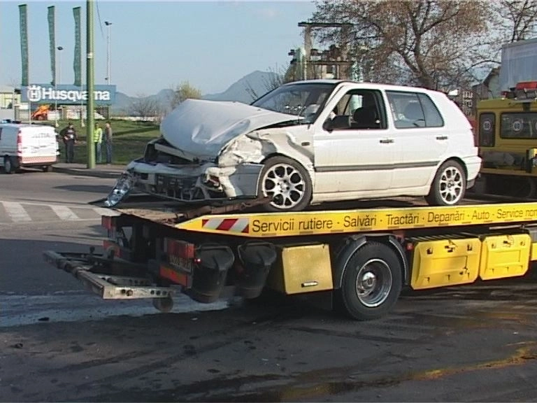 accident-de-circulatie-pe-strada-harmanului-galerie-foto