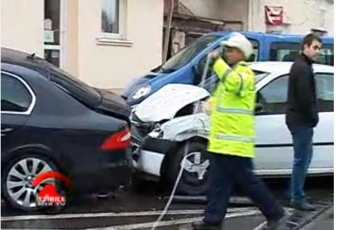 accident-pe-strada-13-decembrie-