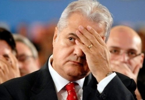 adrian-nastase-ramane-in-inchisoare