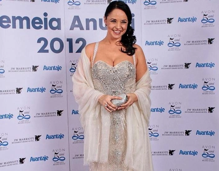 andreea-marin-criticata-din-cauza-sanilor