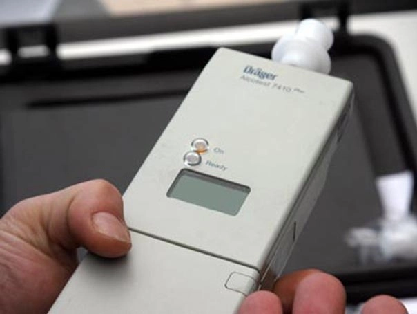 angajatii-unei-primarii-verificati-cu-etilotestul-