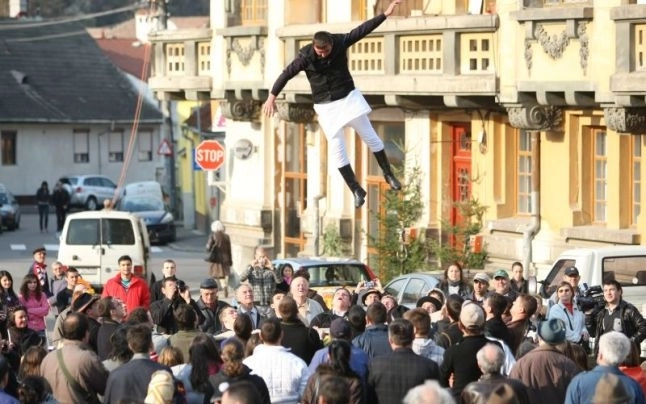 astazi-are-loc-aruncarea-in-tol
