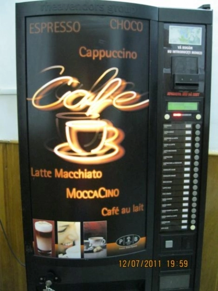automate-de-ceai-si-cafea-in-trenuri