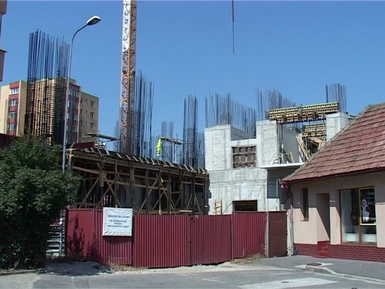 avem-mai-putine-cladiri-rezidentiale-la-brasov-