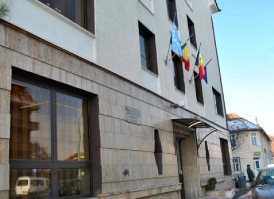 avem-tot-mai-multi-pensionari