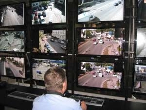 blocurile-din-brasov-trebuie-supravegheate-video