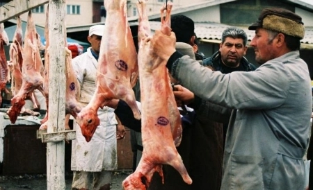 carnea-de-miel-se-poate-scumpi-cu-56-in-perioada-pastelui