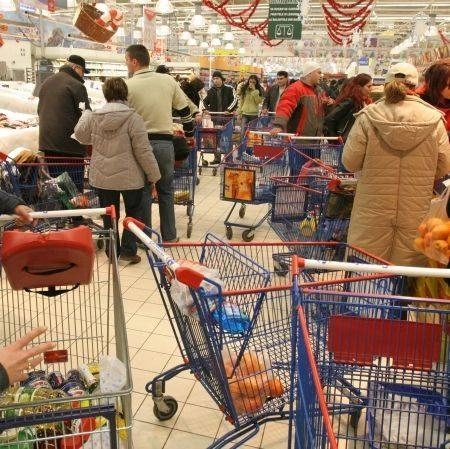 ce-program-vor-avea-magazinele-de-sarbatori