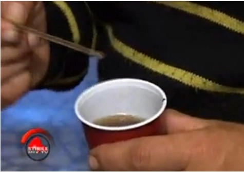 ceai-cu-furnici-la-automat