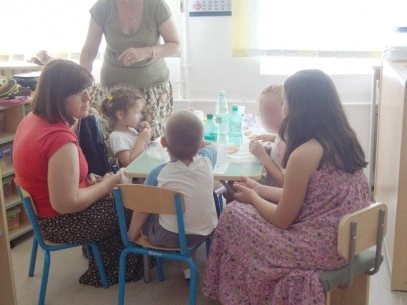 centre-de-zi-in-scoli-abandonate