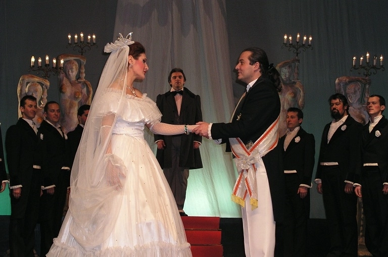 cenusareasa-la-opera-brasov