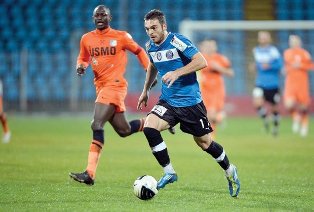 chitu-pleaca-in-franta