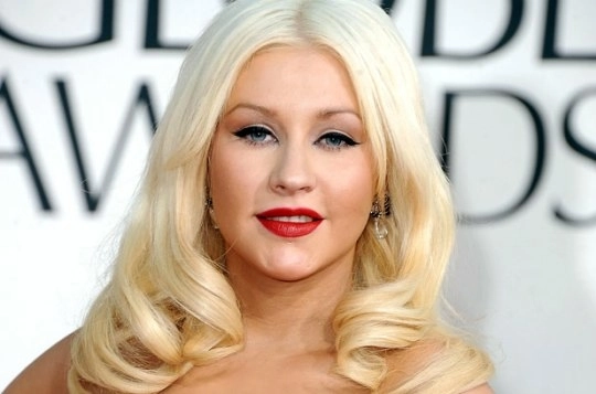 christina-aguilera-salariu-12-milioane-de-dolari