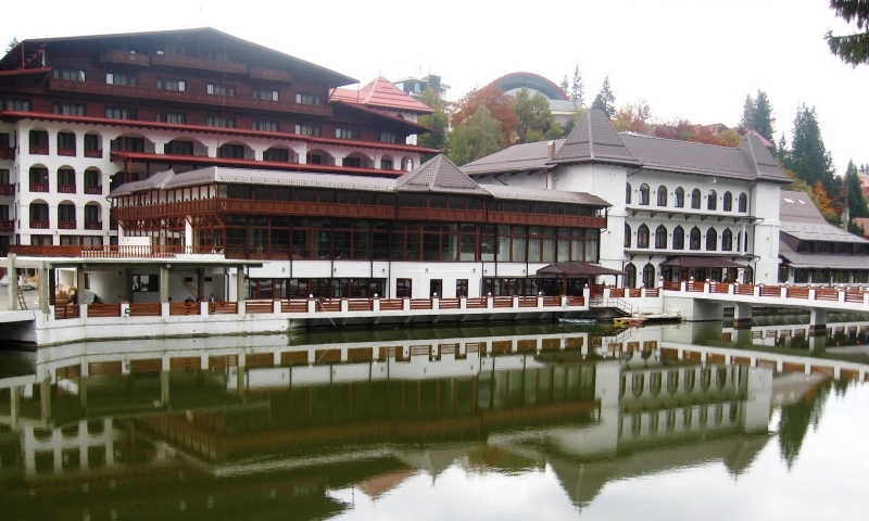 conducerea-hotelului-cu-probleme-din-poiana-brasov-da-vina-pe-un-angajat