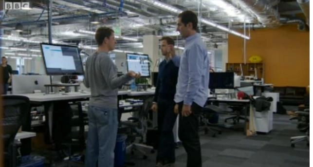 cum-e-sa-lucrezi-la-compania-facebook-video