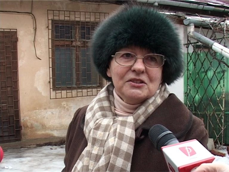 depozitul-muzeului-de-etnografie-la-un-pas-de-evacuare