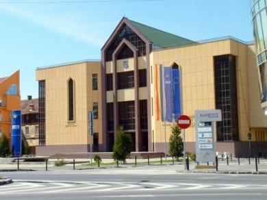 dezbatere-despre-integrarea-tinerilor-in-piata-muncii