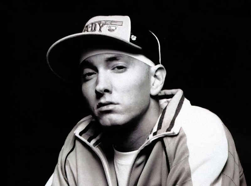 eminem-este-marele-castigator-la-mtv-europe-music-awards-2013
