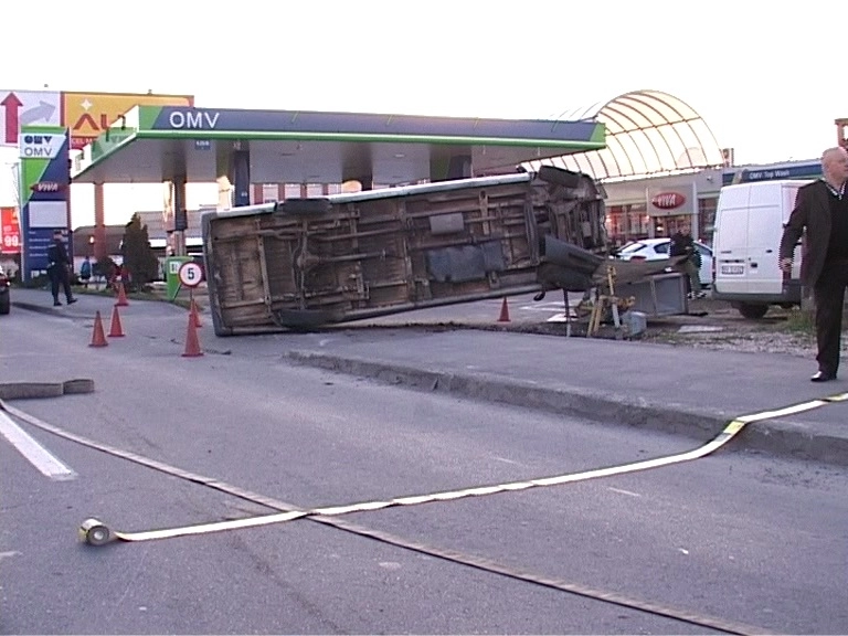 exclusiv-accident-rutier-langa-o-benzinarie-pericol-de-explozie