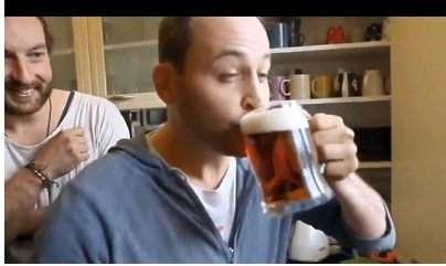 faza-zilei-curge-bere-la-toate-robinetele-din-casa-video