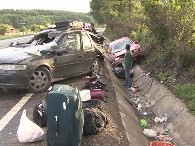 doua-accidente-pe-dn1-galerie-foto