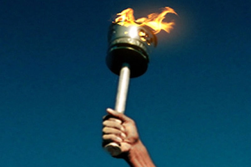 flacara-olimpica-ajunge-in-romania