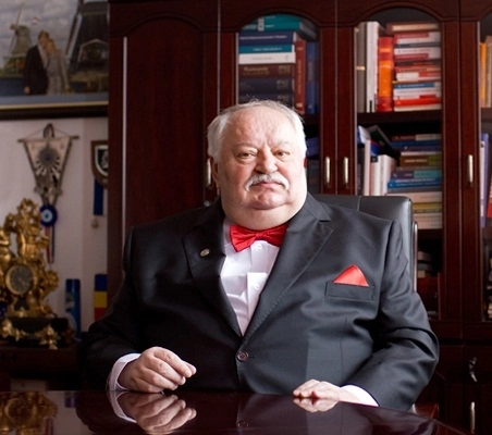 fostul-decan-al-baroului-brasov-theodor-moldovan-a-murit