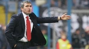 hagi-vede-o-lupta-stransa-pentru-sefia-lpf