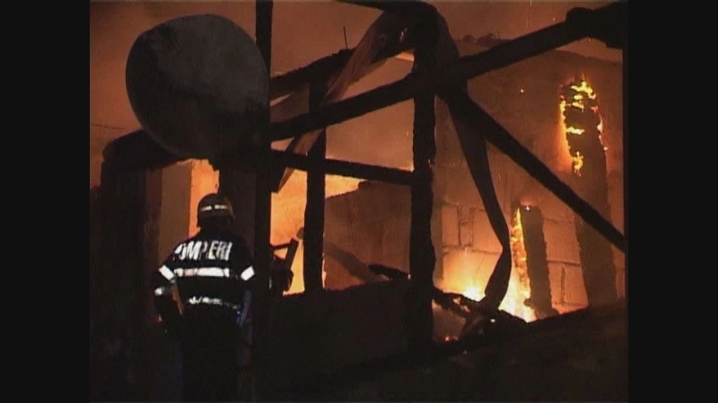 incendiu-de-proportii-in-sacele-foto