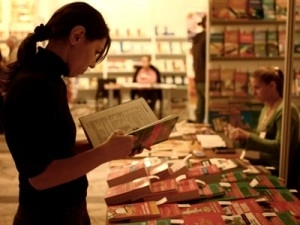 incepe-targul-international-de-carte-si-muzica