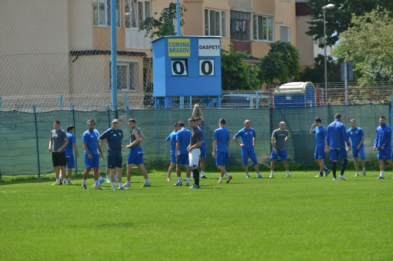 incertitudine-la-corona