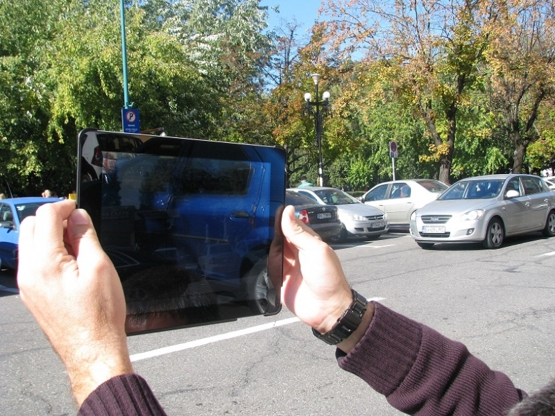 inspectorii-primariei-au-iesit-la-vantoare-prin-parcari-cu-tabletele