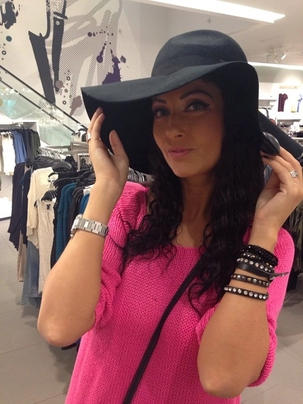 isi-onduleaza-parul-cu-surubelnita