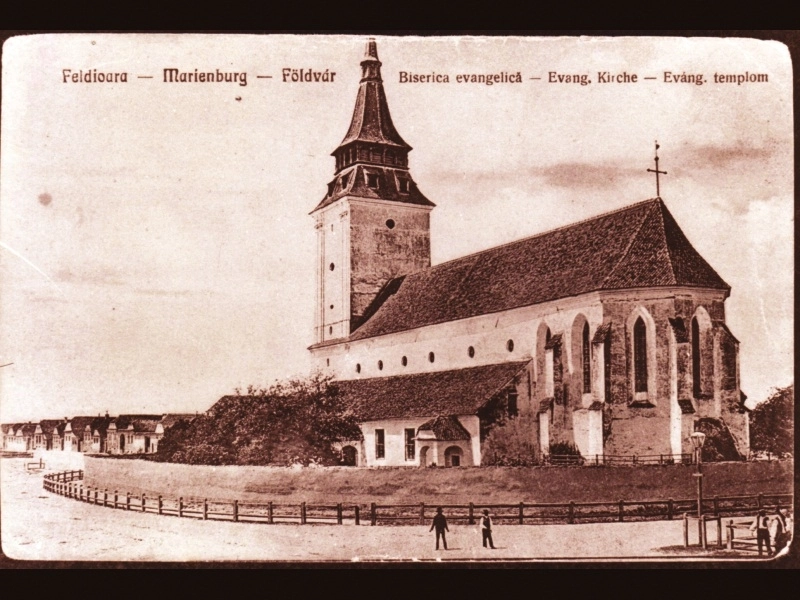 istorie-si-turism-la-feldioara