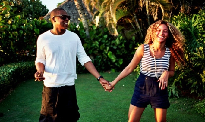 jay-z-a-inselato-pe-beyone-cum-arata-femeia-cu-care-sa-culcat-rapperul