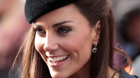 kate-va-naste-o-fetita