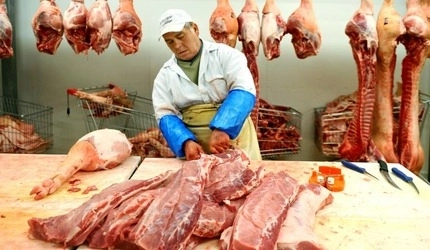 la-brasov-carnea-de-porc-un-lux-cat-costa-kilogramul