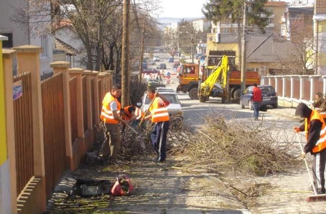 la-brasov-incepe-luna-curateniei