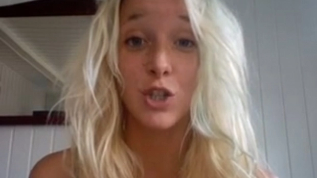 lectii-de-machiaj-in-stare-de-ebrietate-record-pe-youtube