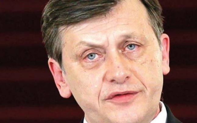 liberalii-brasoveni-il-sustin-pe-crin-antonescu-