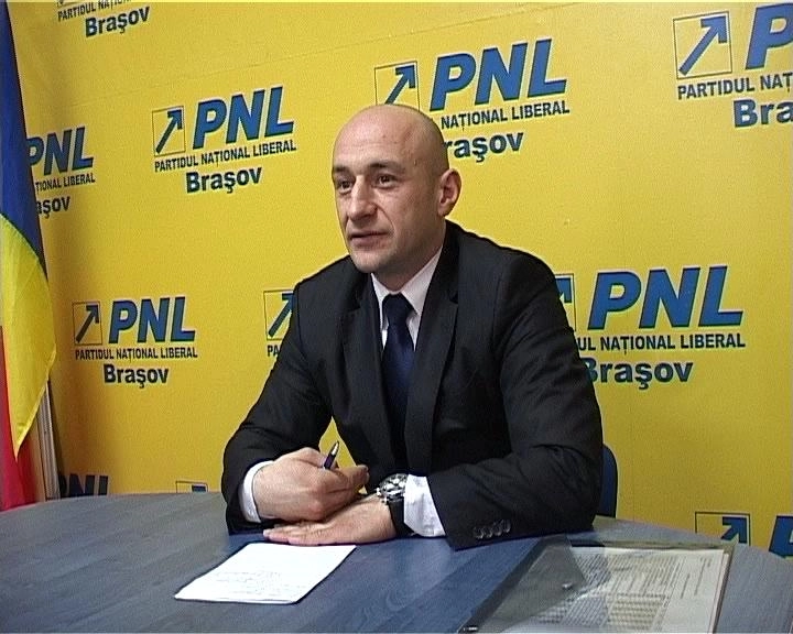 liberalii-vor-sai-atraga-pe-tineri-in-politica-