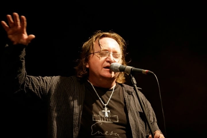 mike-godoroja-blue-spirit-in-concert-la-reduta