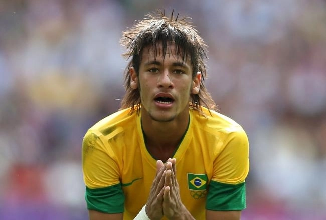 neymar-prezentat-oficial-la-fc-barcelona