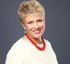 pentru-a-slabi-teo-trandafir-se-va-opera-la-stomac