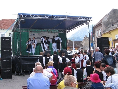 prima-editie-a-festivalului-interetnic-din-7-sate-