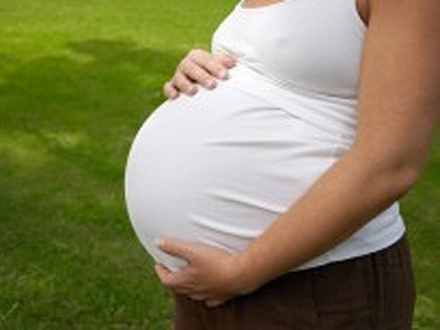 serviciile-sociale-din-marea-britanie-iau-luat-copilul-unei-femei-inca-aflat-in-pantec-