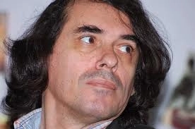 sesiune-de-autografe-la-brasov-mircea-cartarescu