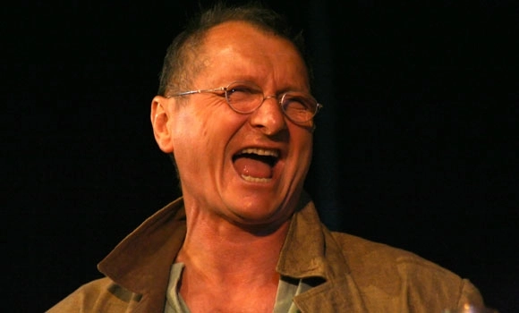 spectacol-cu-horatiu-malaele-la-reduta-