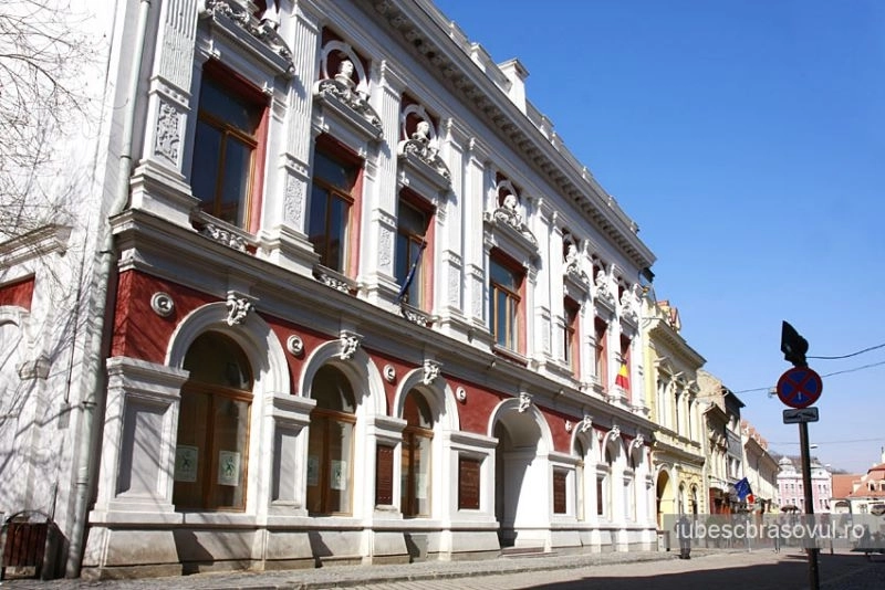 spectacol-gratuit-de-teatru-la-reduta-